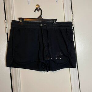 Nike Women BlackShorts XL